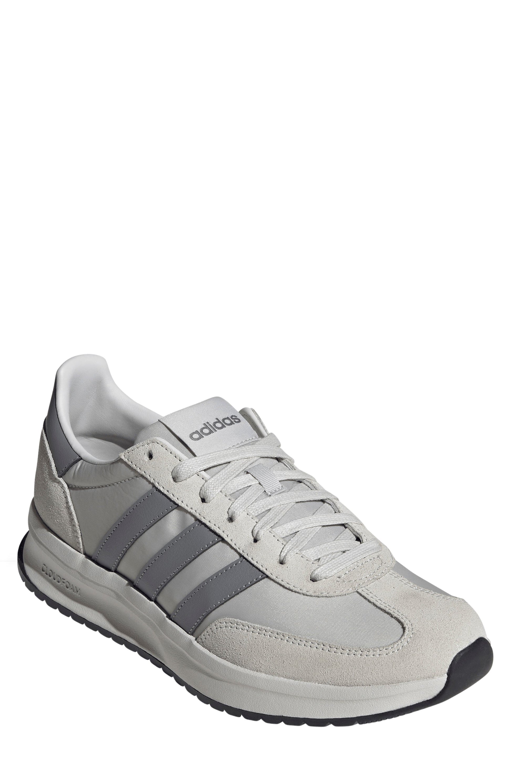 GREY / GREY / CORE BLACK