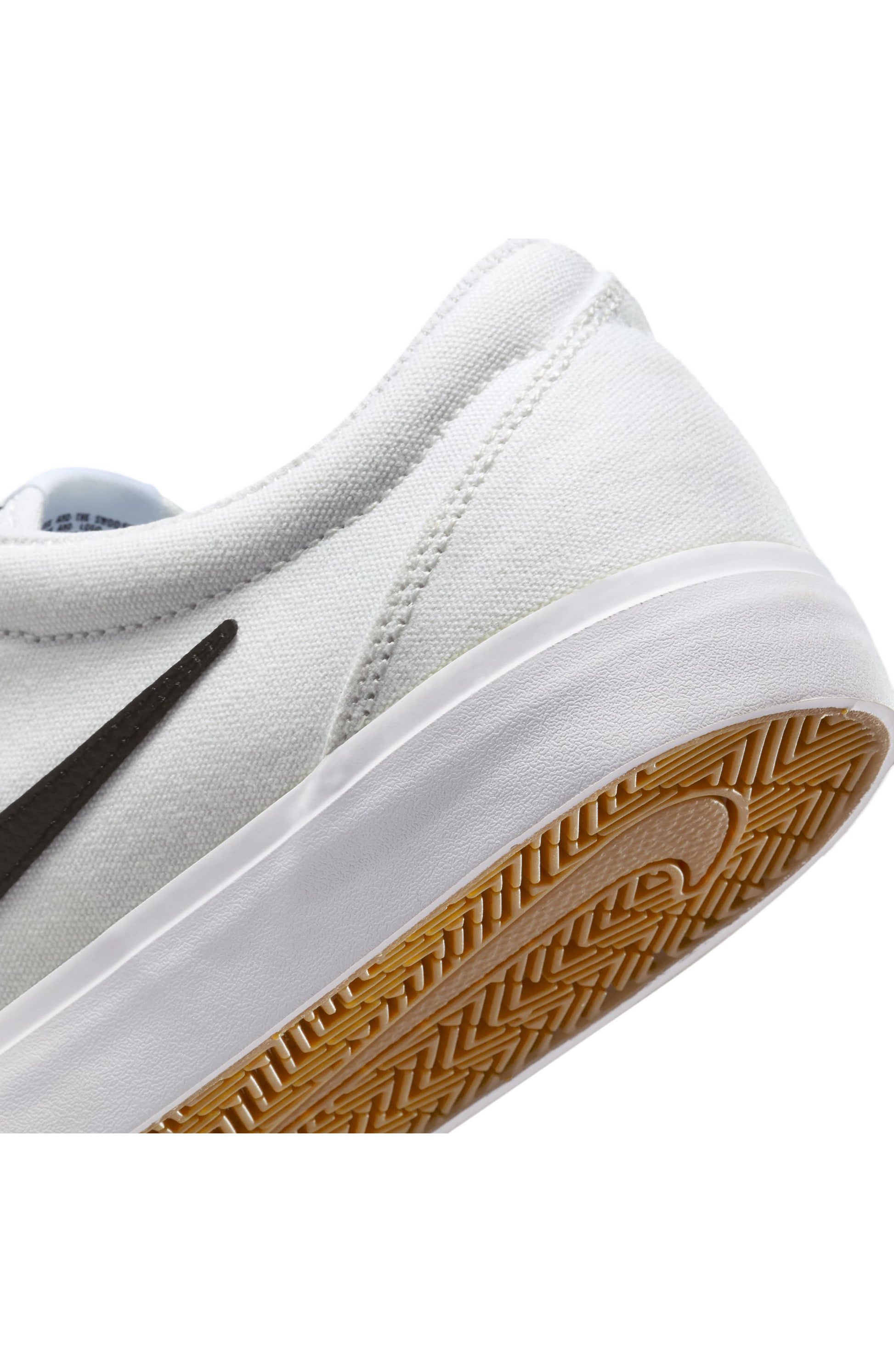WHITE/ BLACK/ LIGHT BROWN