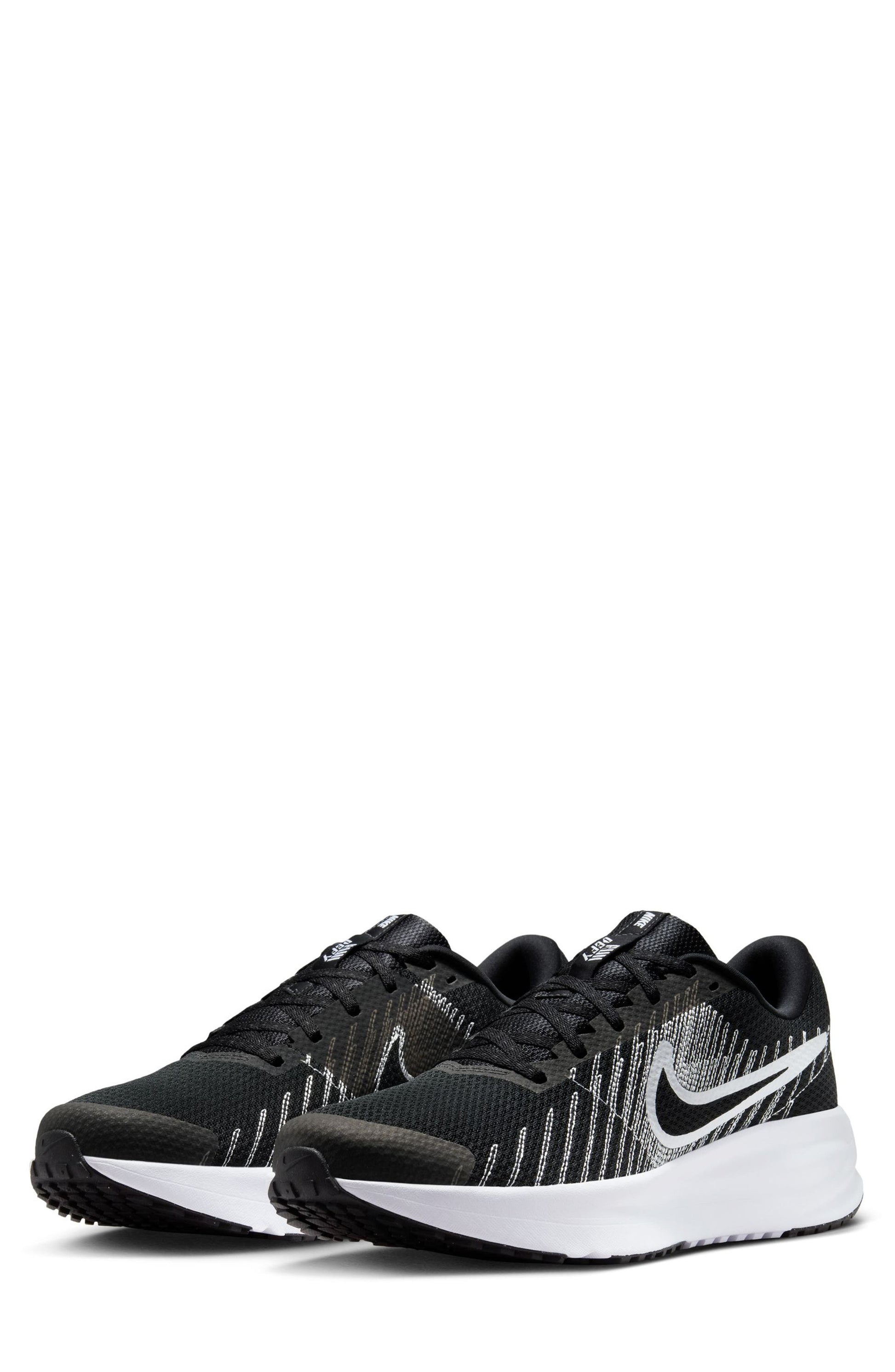 004 BLACK/WHITE