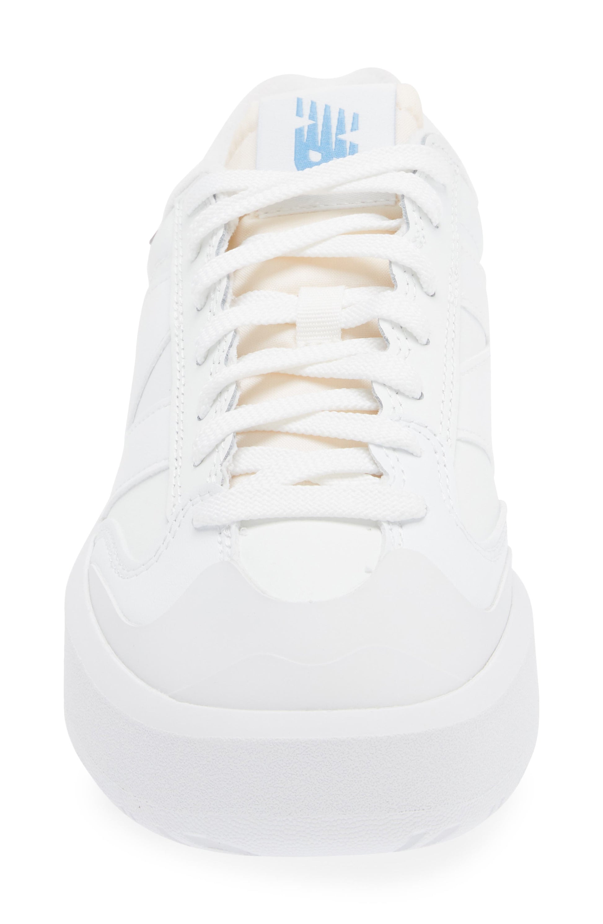WHITE/ TRUE RED