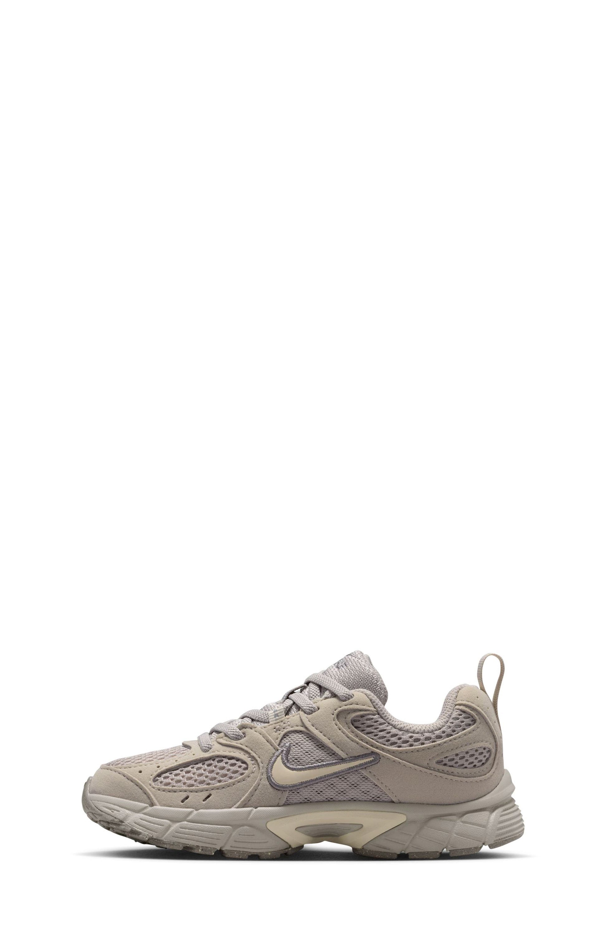 MOON PARTICLE/ LIGHT BROWN