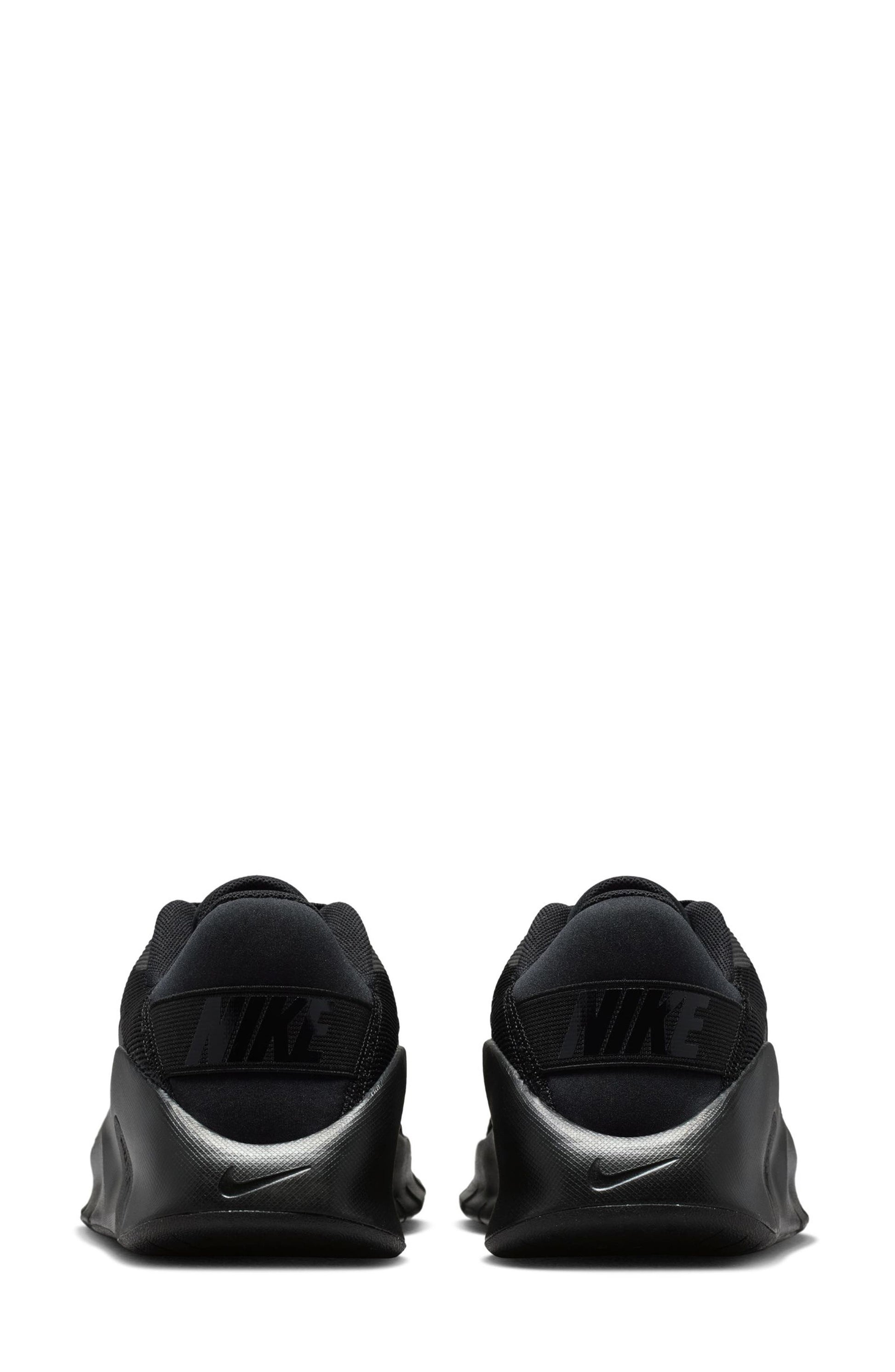 BLACK/ BLACK