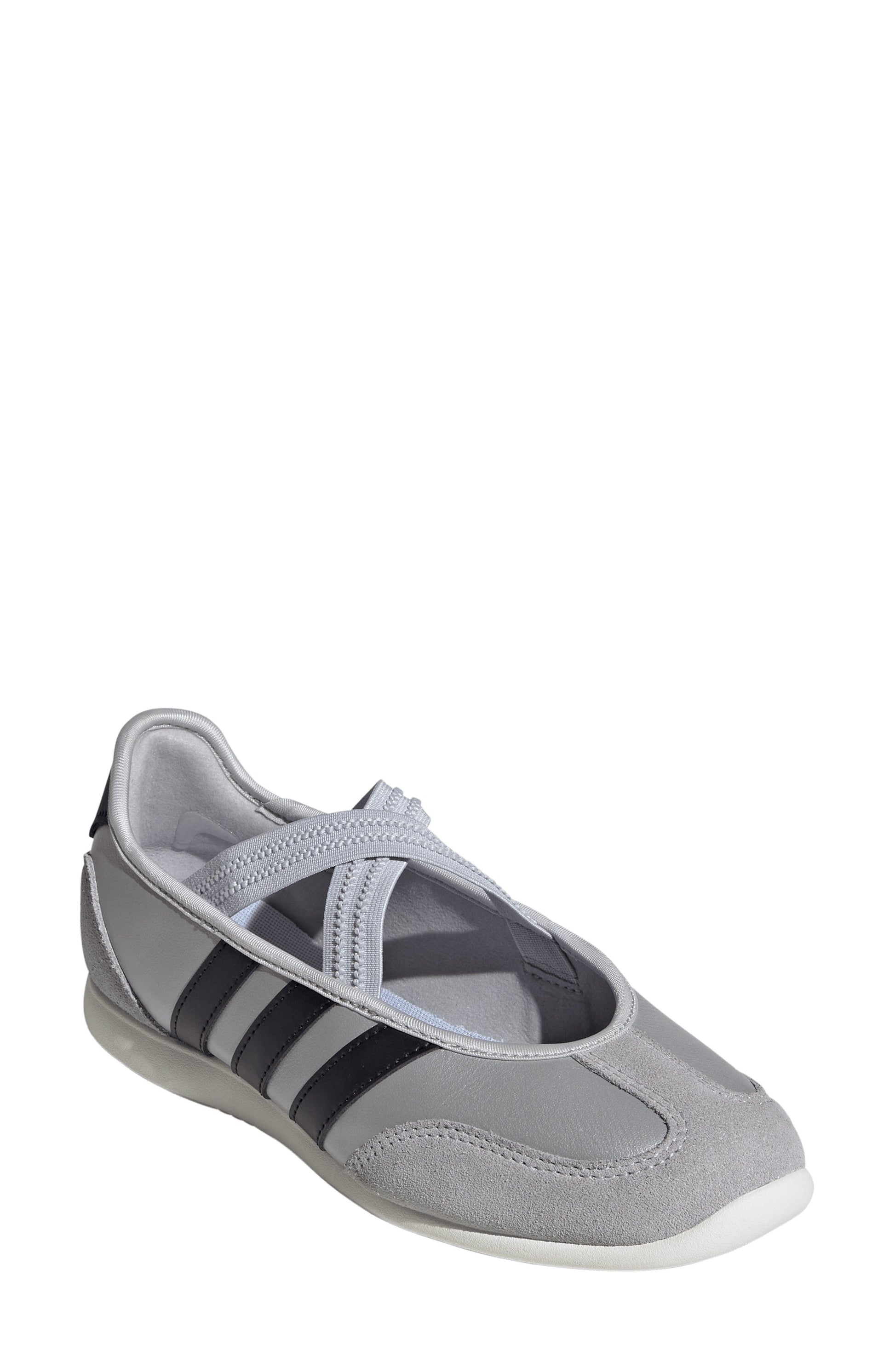 SILVER/ CORE BLACK/ OFF WHITE