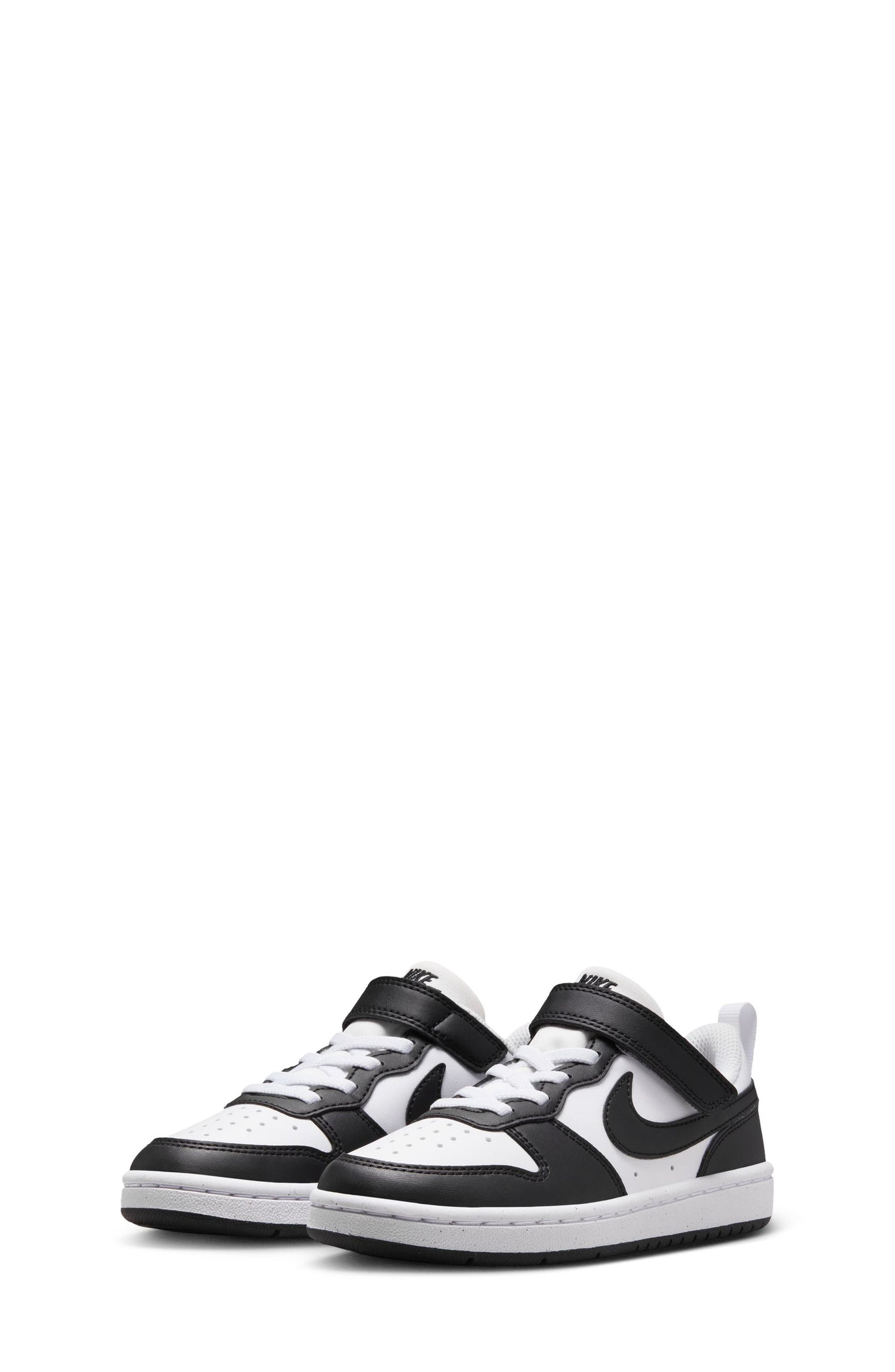 131 WHITE/BLACK