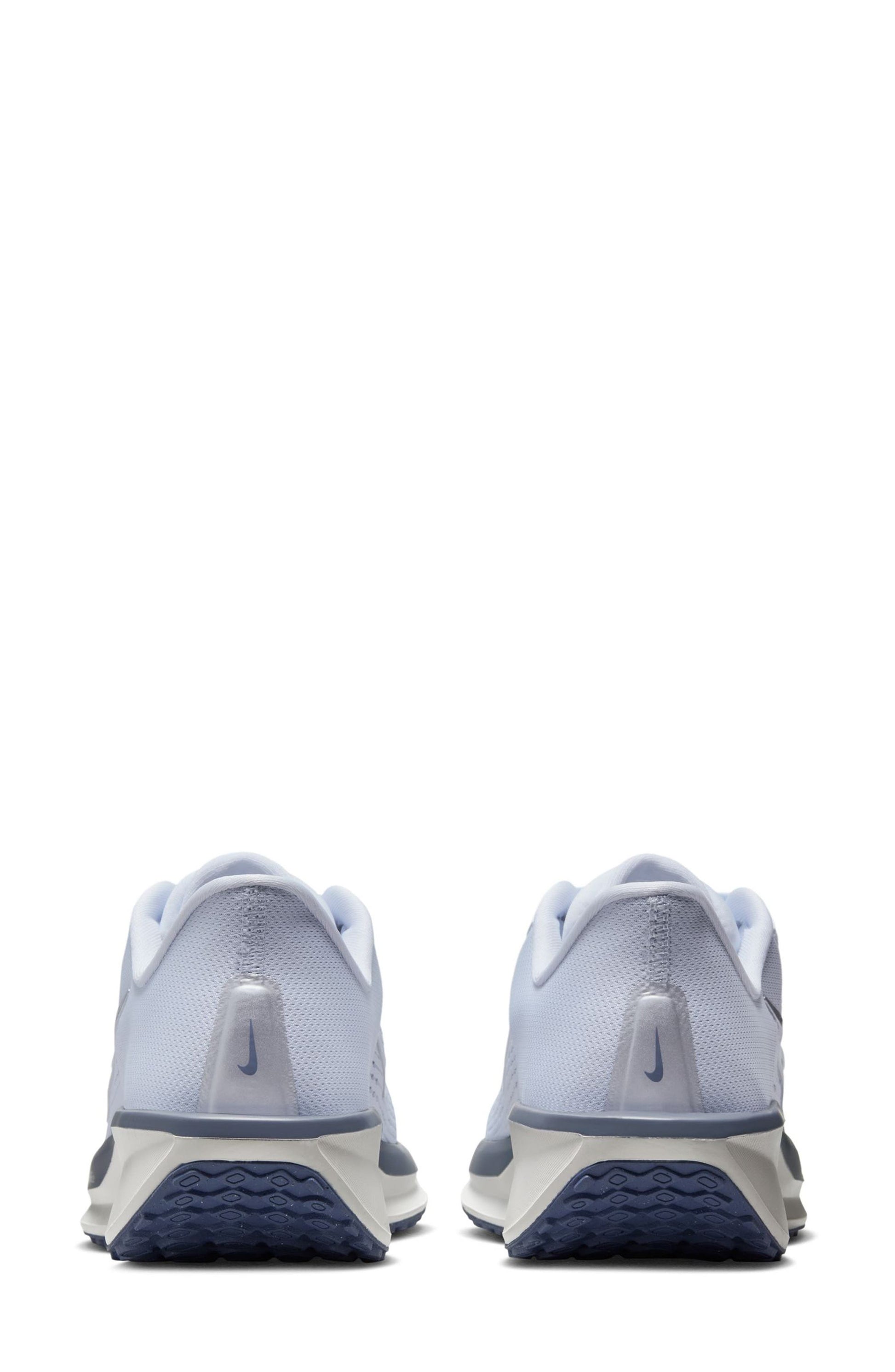 FOOTBALL GREY/ SLATE/ SILVER