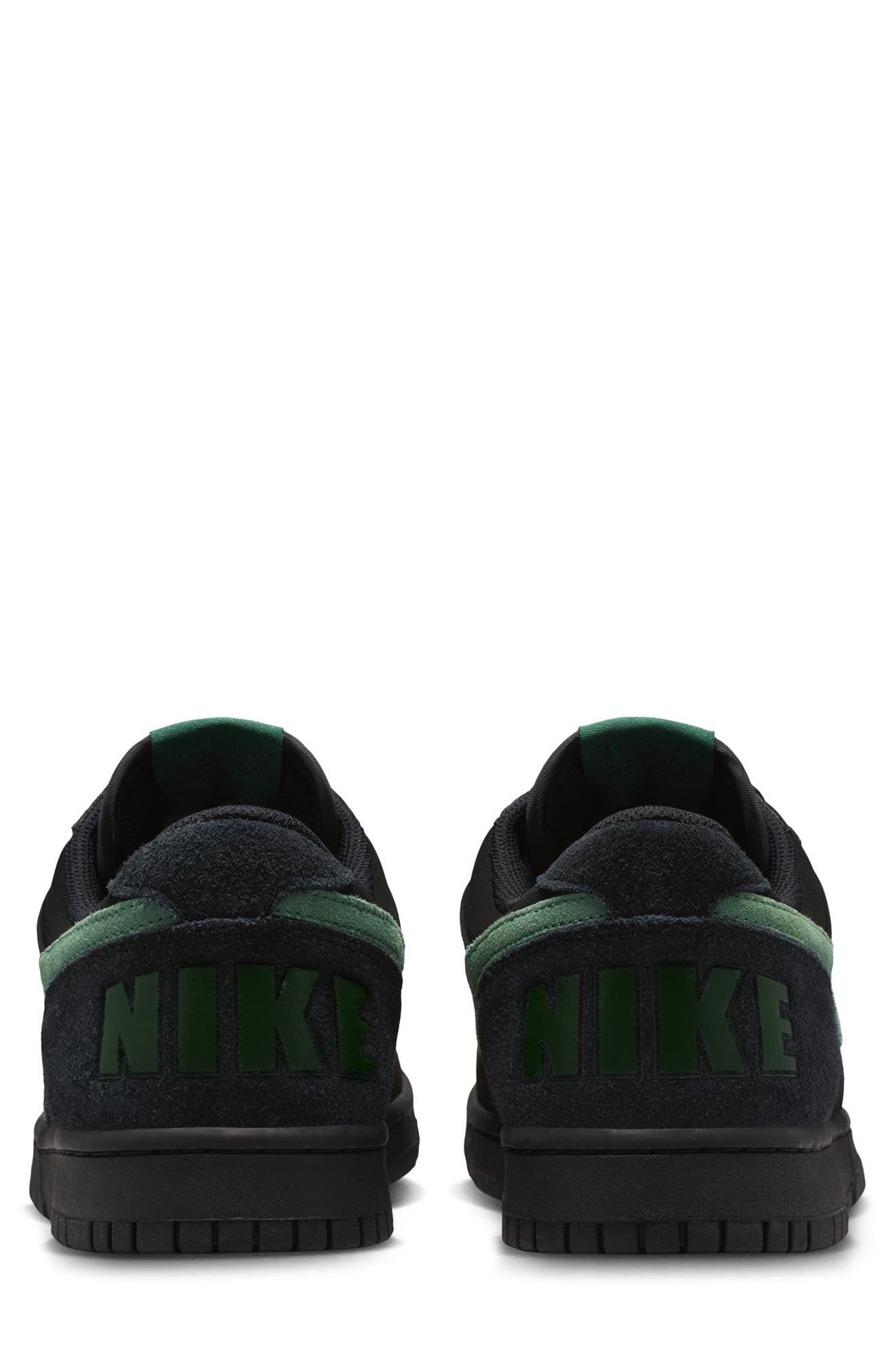 BLACK/ FIR