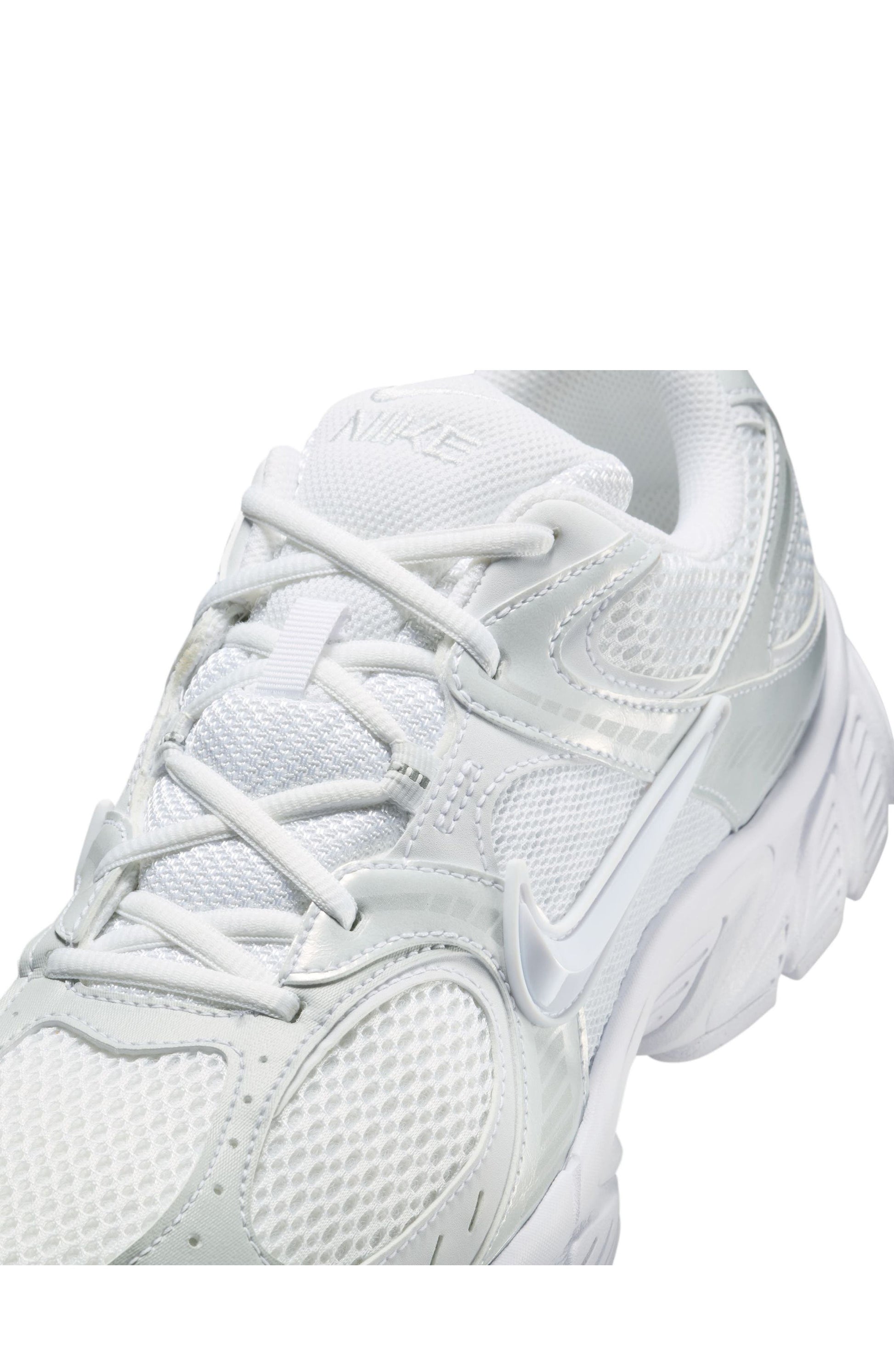 101 WHITE/WHITE