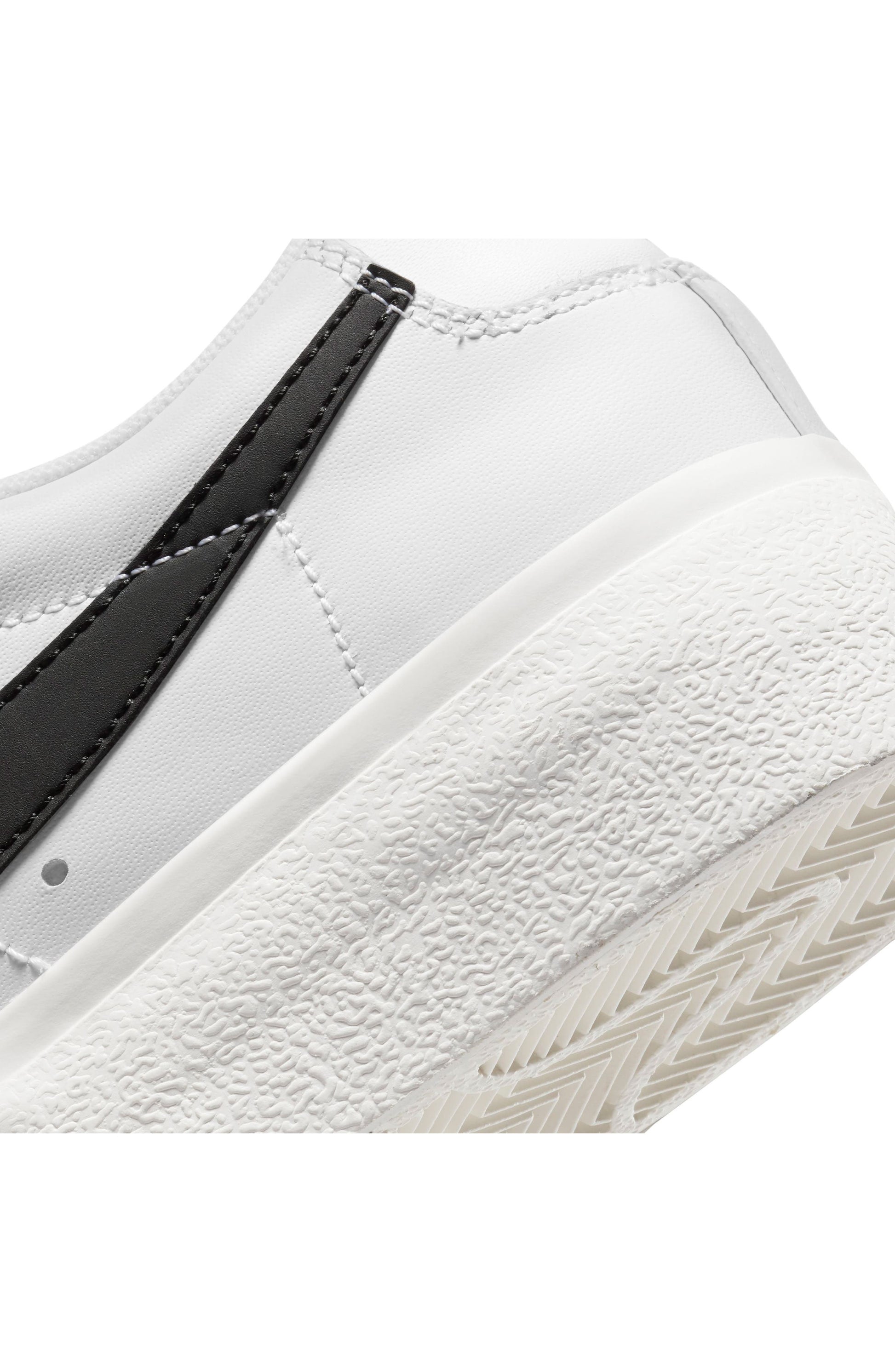 101 WHITE/BLACK