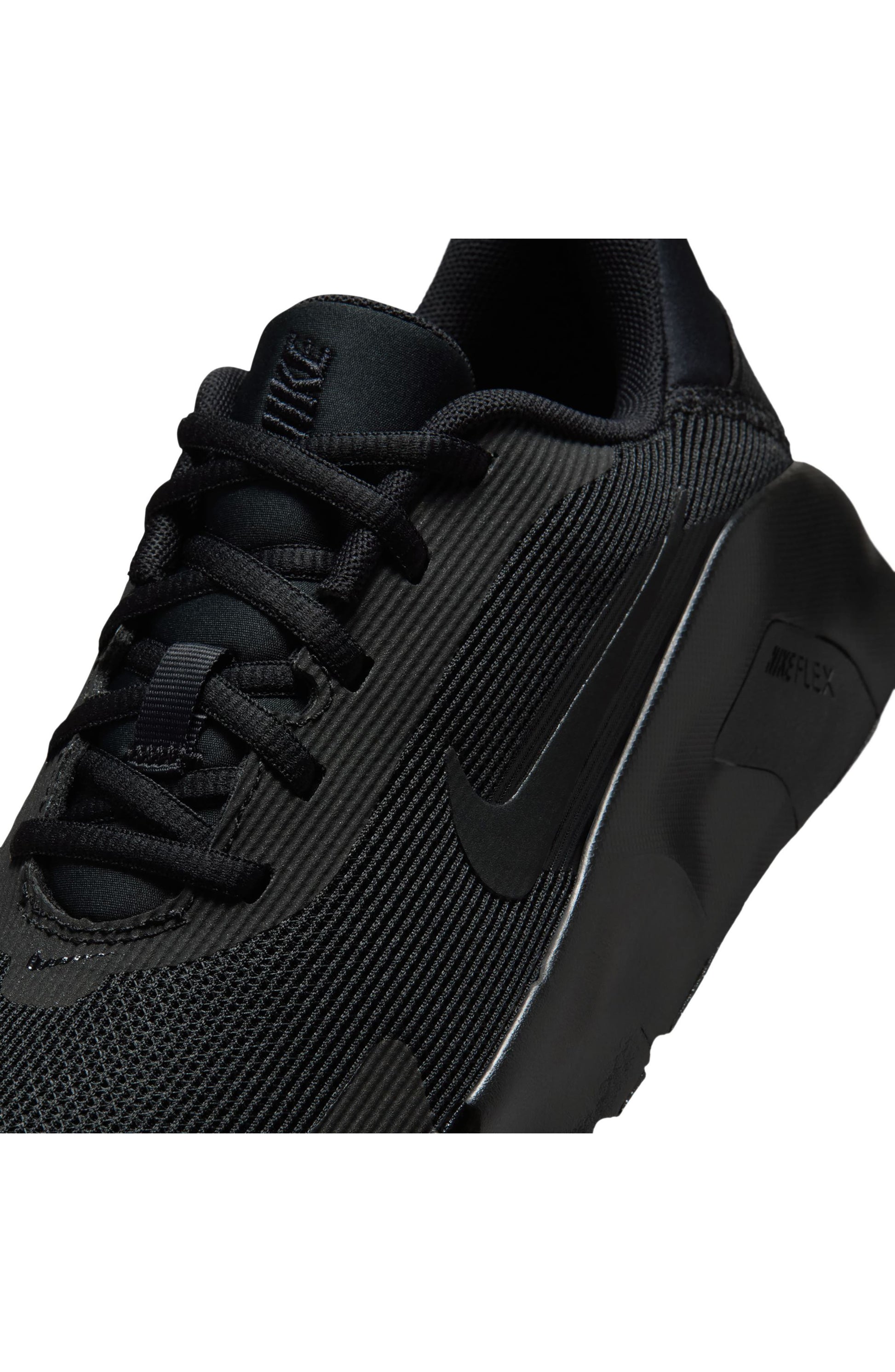 BLACK/ BLACK