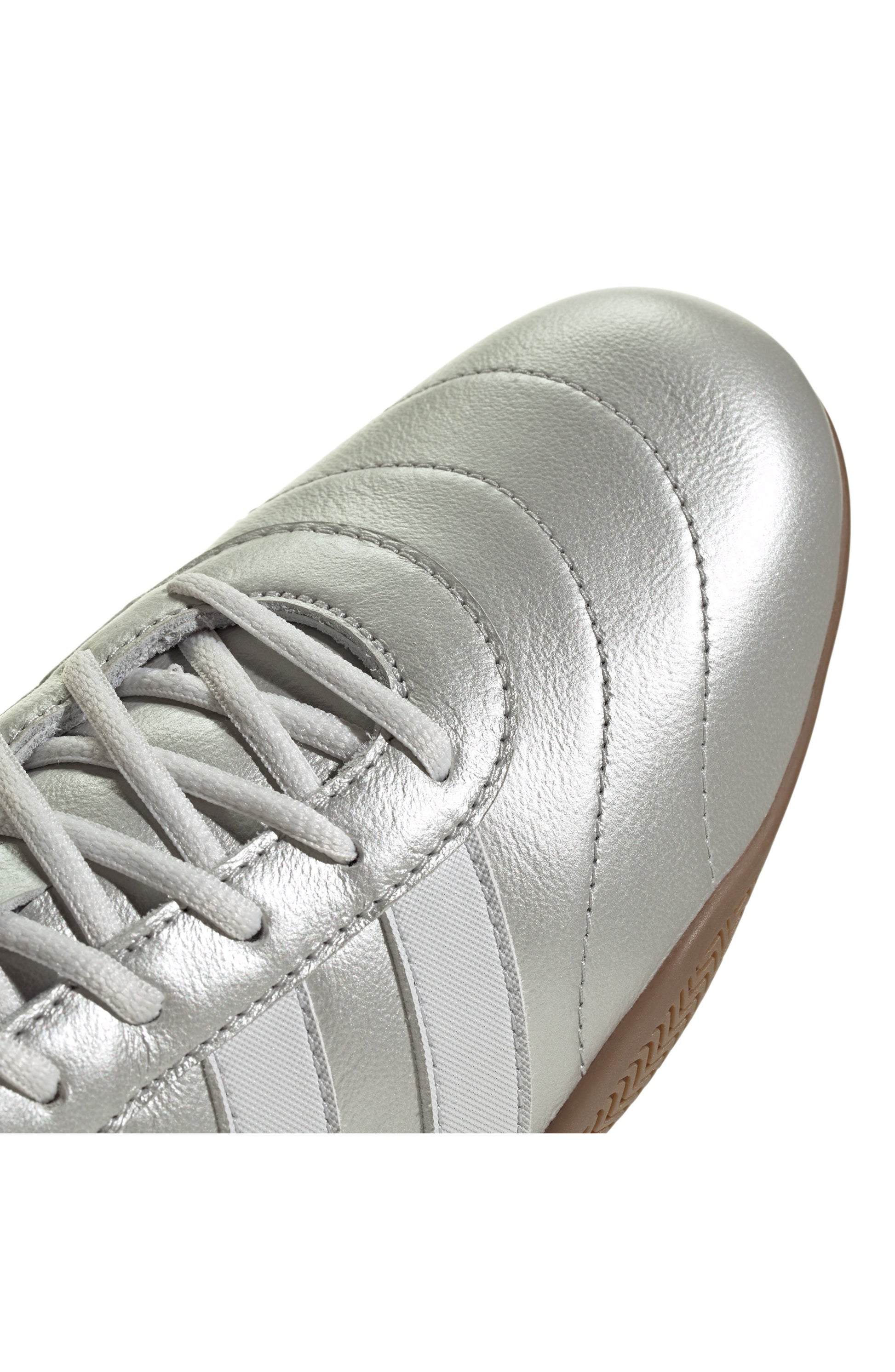 SILVER MET/ CRYSTAL WHITE/ GUM