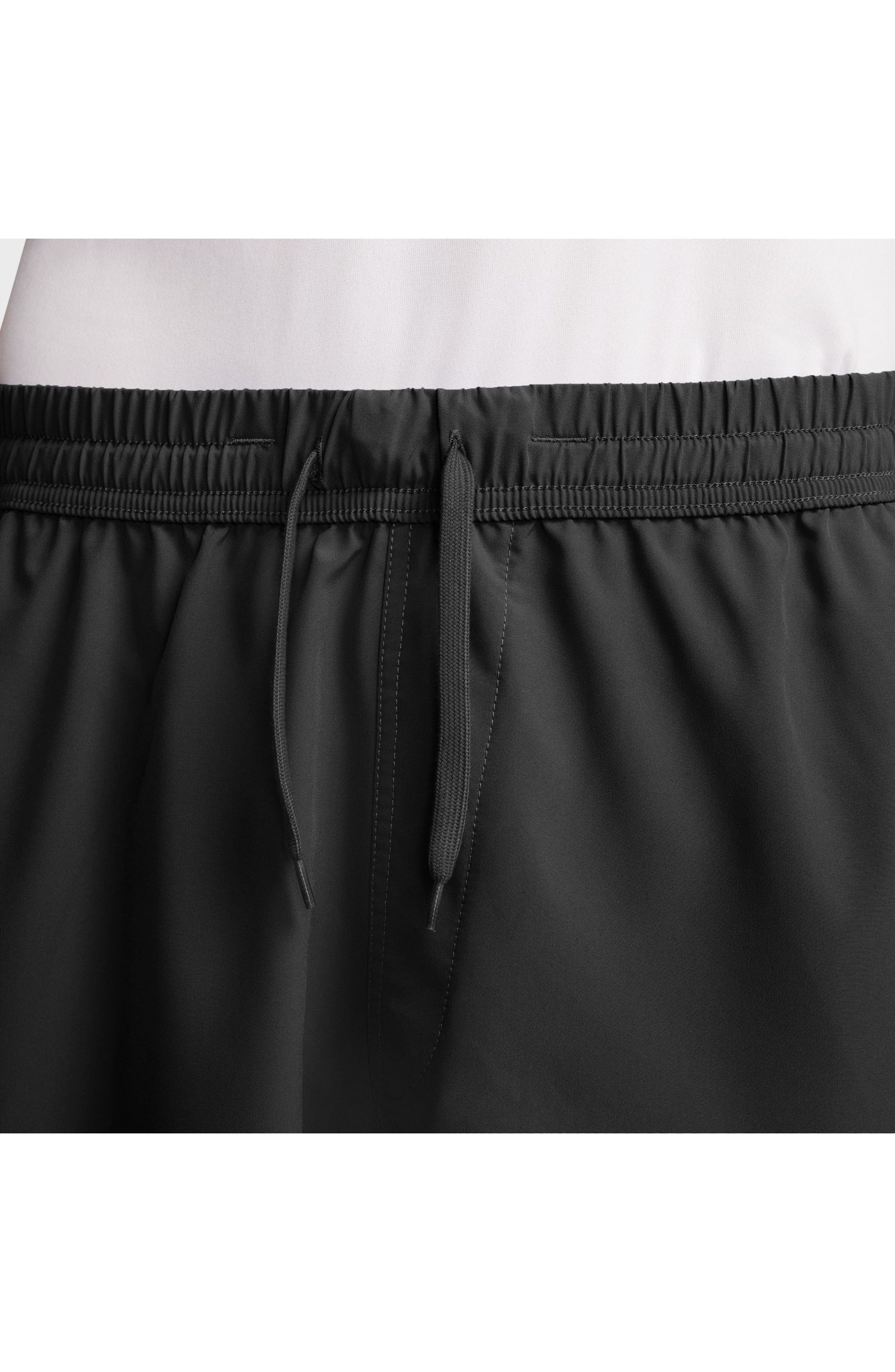 010 BLACK/WHITE